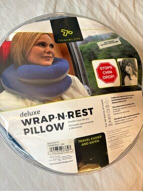 Travelon Deluxe Wrap-N-Rest Pillow in Cobalt and Gray